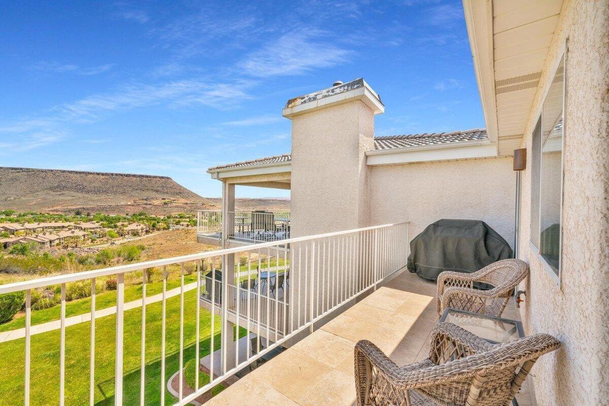 Modern Resort Condo - Pools, Courts & Scenic Views Сейнт Джордж Екстериор снимка