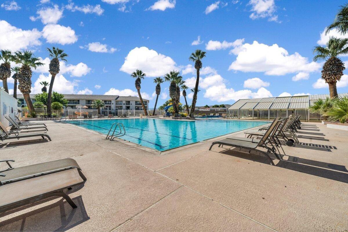 Modern Resort Condo - Pools, Courts & Scenic Views Сейнт Джордж Екстериор снимка