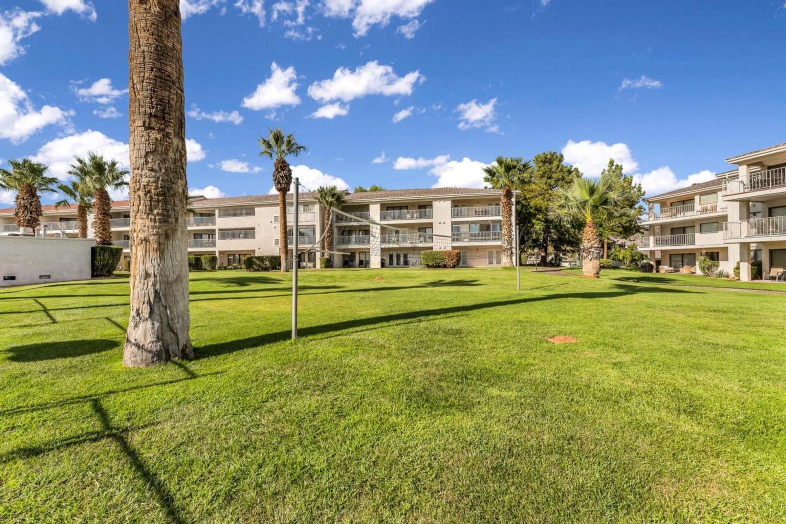 Modern Resort Condo - Pools, Courts & Scenic Views Сейнт Джордж Екстериор снимка